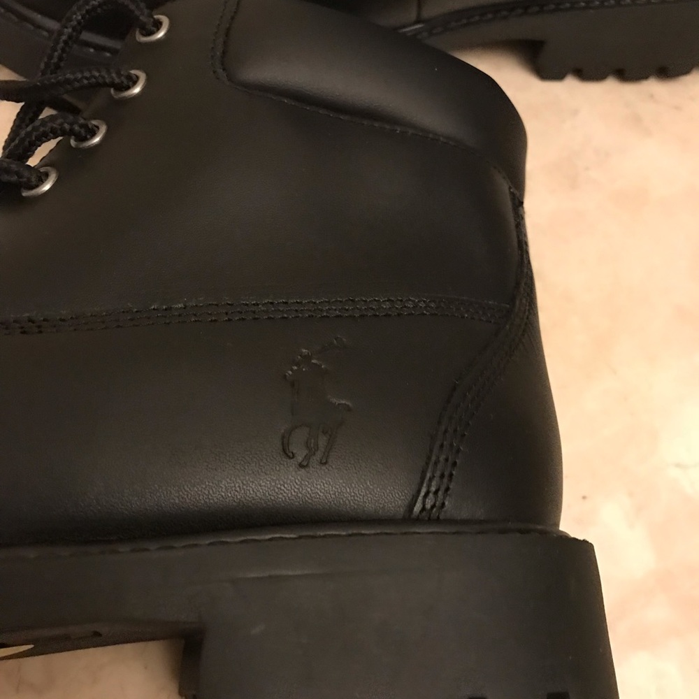 Boot - Picture 3 of 3